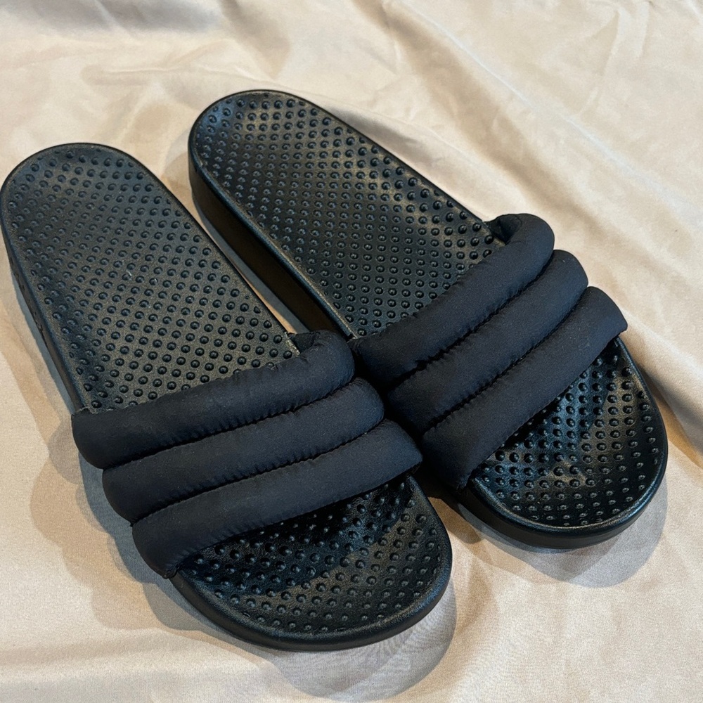 Victoria's Secret Black Slide Sandals